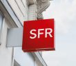 SFR logo enseigne carré rouge boutique