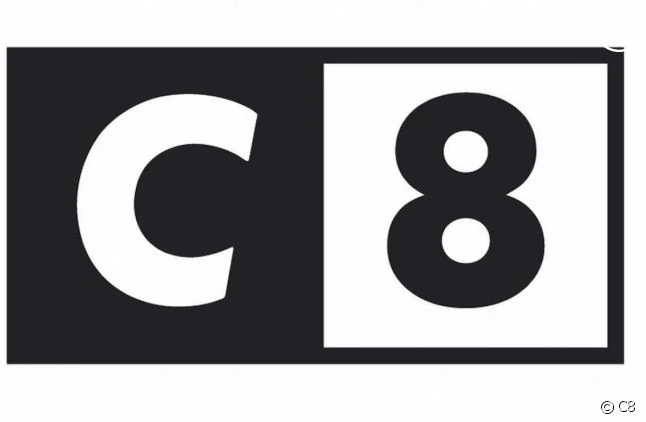 C8 Logo